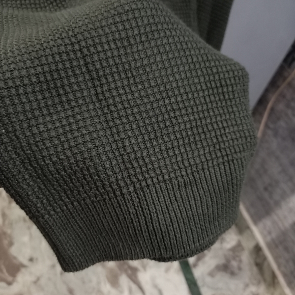 H&M - Picture 9 of 15